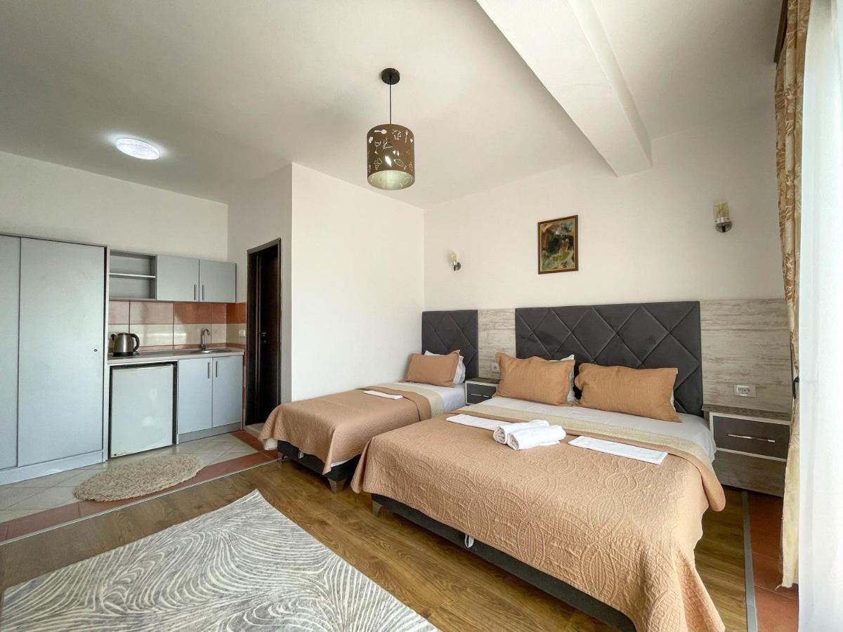 B&B Lovac Hasa 2 Ulcinj Exteriör bild