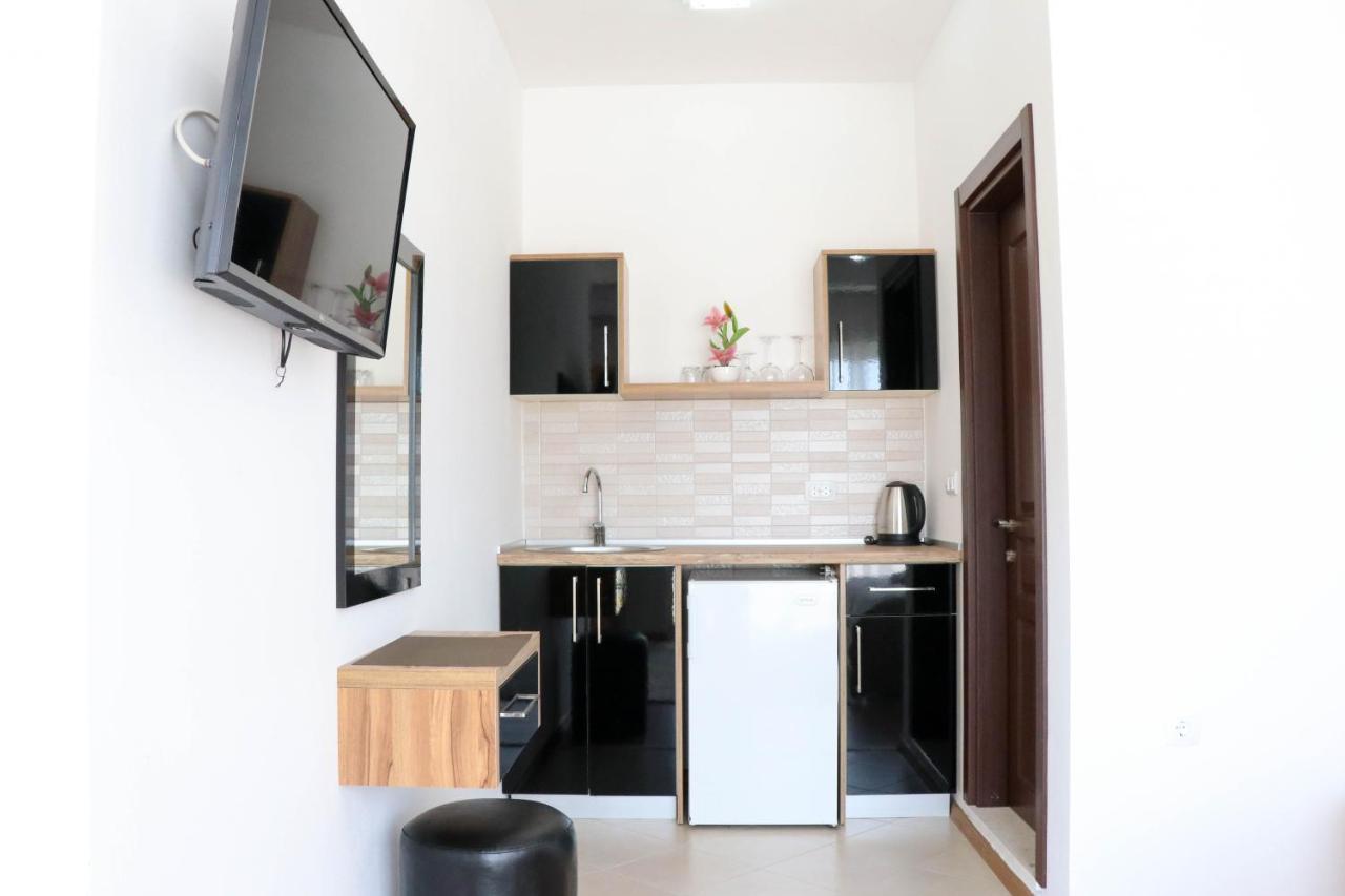 B&B Lovac Hasa 2 Ulcinj Exteriör bild